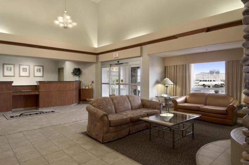 Days Inn By Wyndham Red Deer Dış mekan fotoğraf